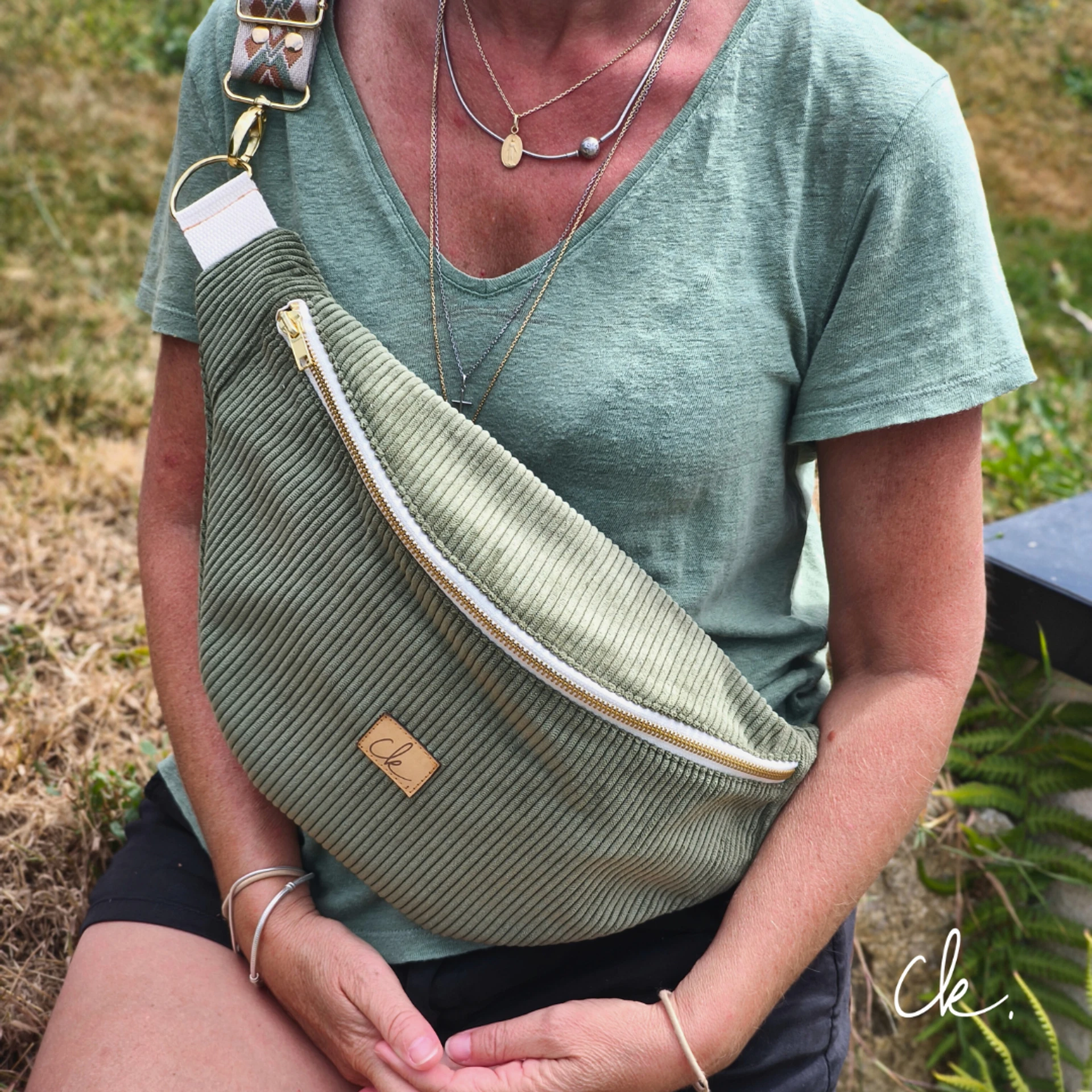 banane brigid kaki L banane brigid kaki L